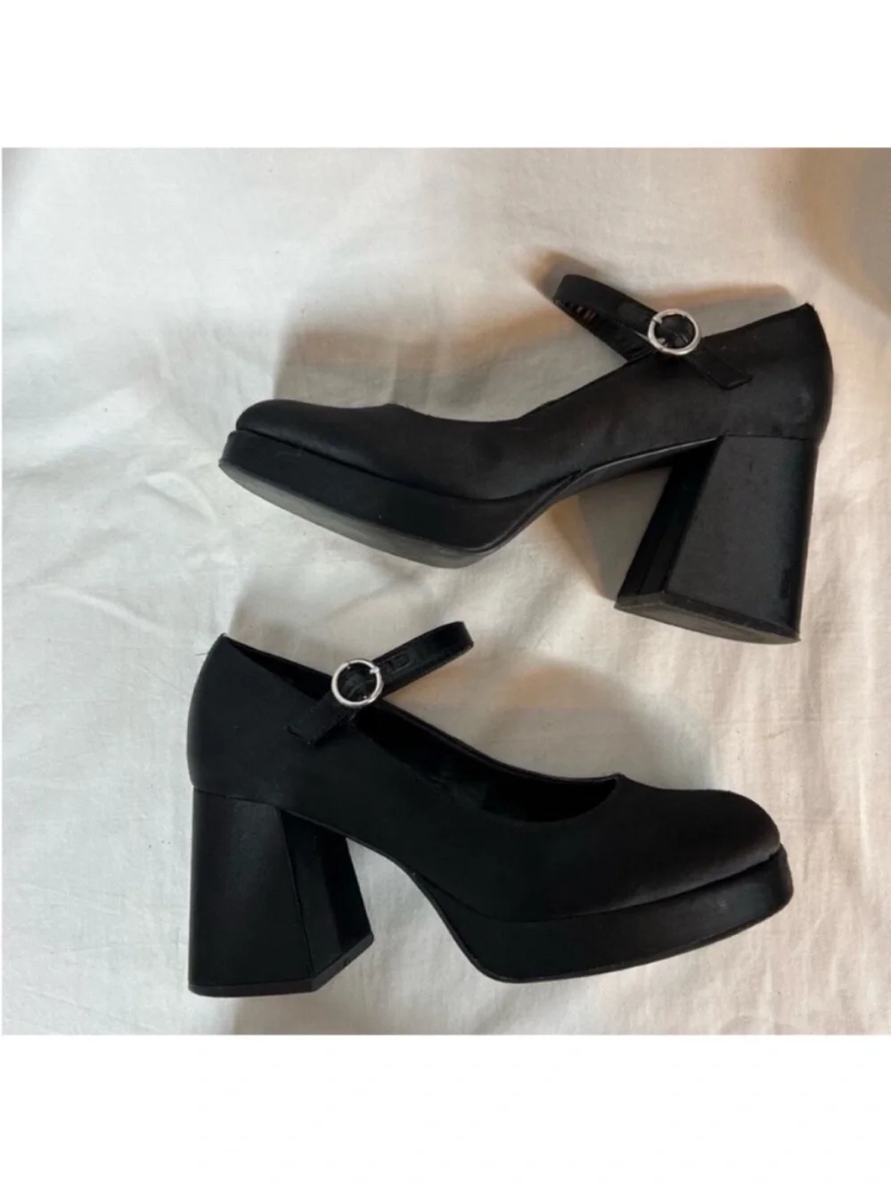 Steve Madden satin mingle platform Mary Jane chunky heel